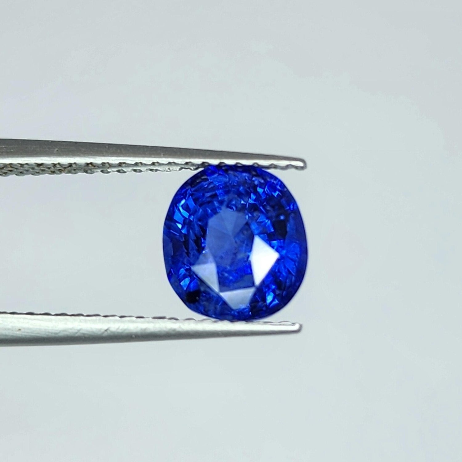 Buy Blue Sapphire Stone (Neelam Stone) for Great Fame, Discipline, Reverses Misfortunes